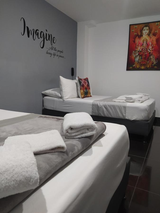Hotel Aura Medellin Luaran gambar